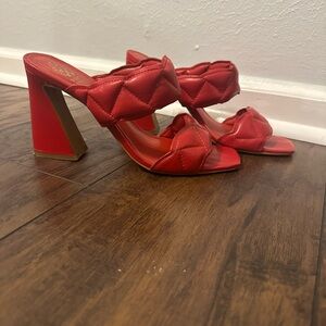 Vince Camuto Red Quilted Women's Heels-Size 8.5
